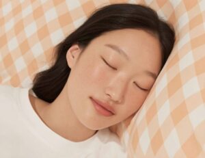 Korean Woman Sleeping Peacefully in Her 40s --no